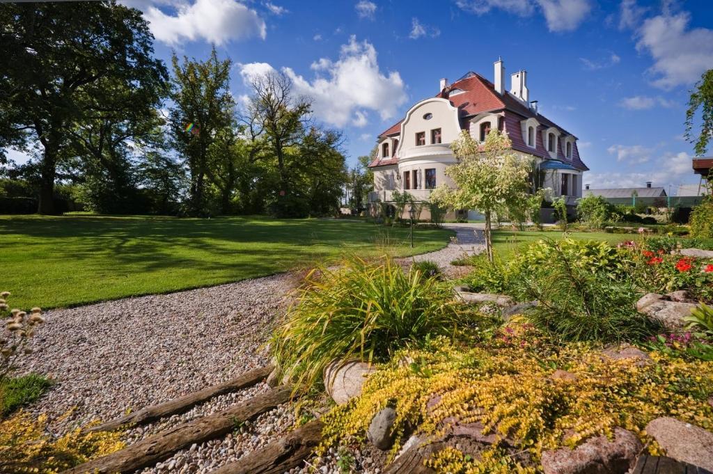 Villa Cztery Pory Roku Zbąszynek Exterior foto