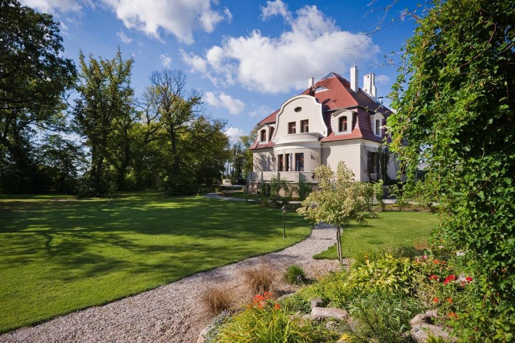 Villa Cztery Pory Roku Zbąszynek Exterior foto