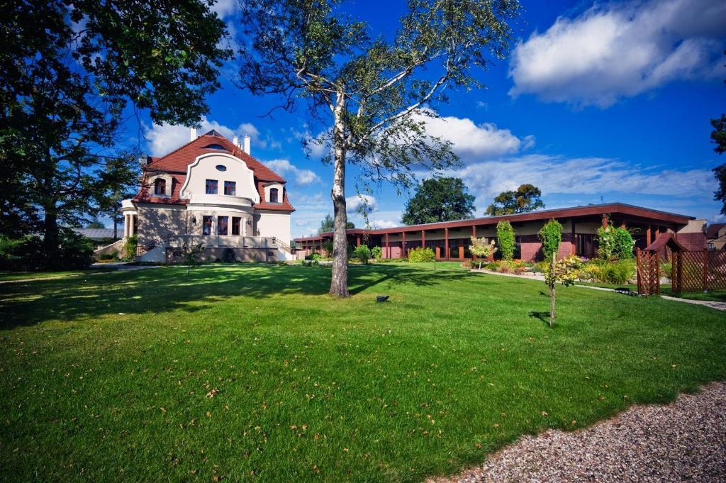 Villa Cztery Pory Roku Zbąszynek Exterior foto