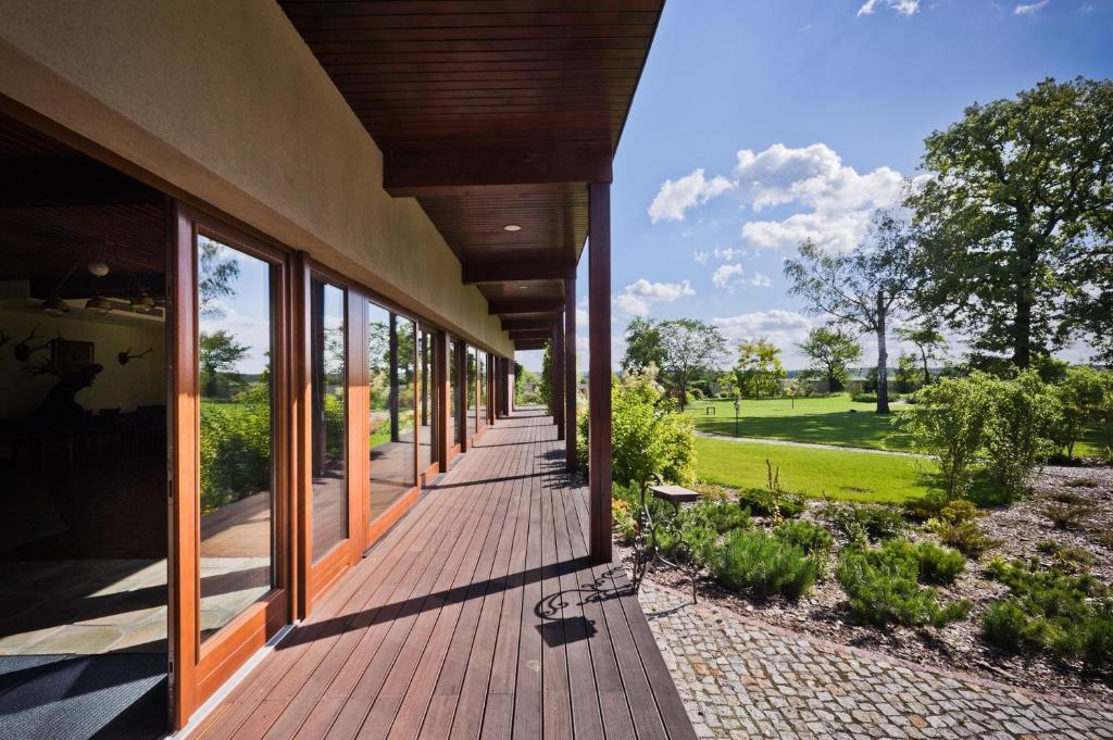 Villa Cztery Pory Roku Zbąszynek Exterior foto